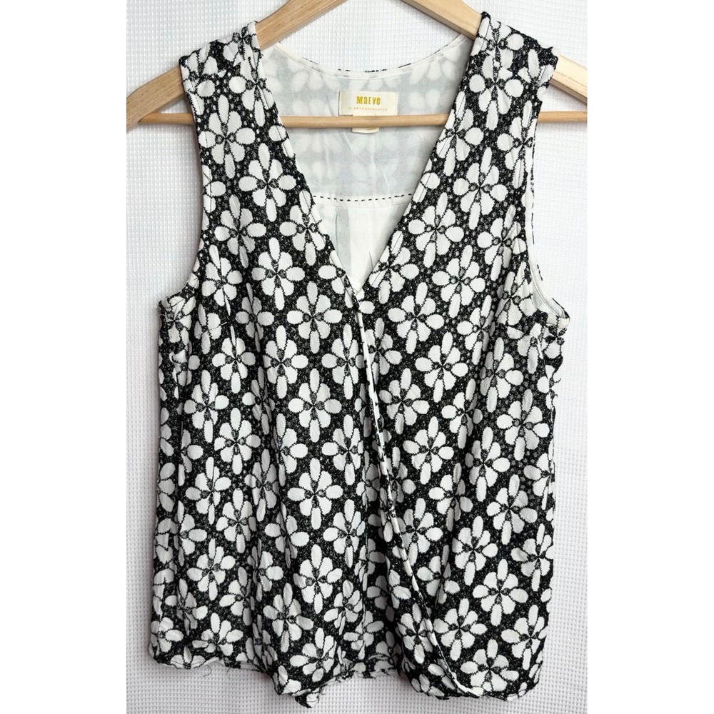 Maeve Anthropologie Floral Eyelet Surplice V-Neck Sleeveless Top Black White 6
